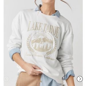 Francesca’s Collection Lake Tahoe Crewneck Sweatshirt Size Small